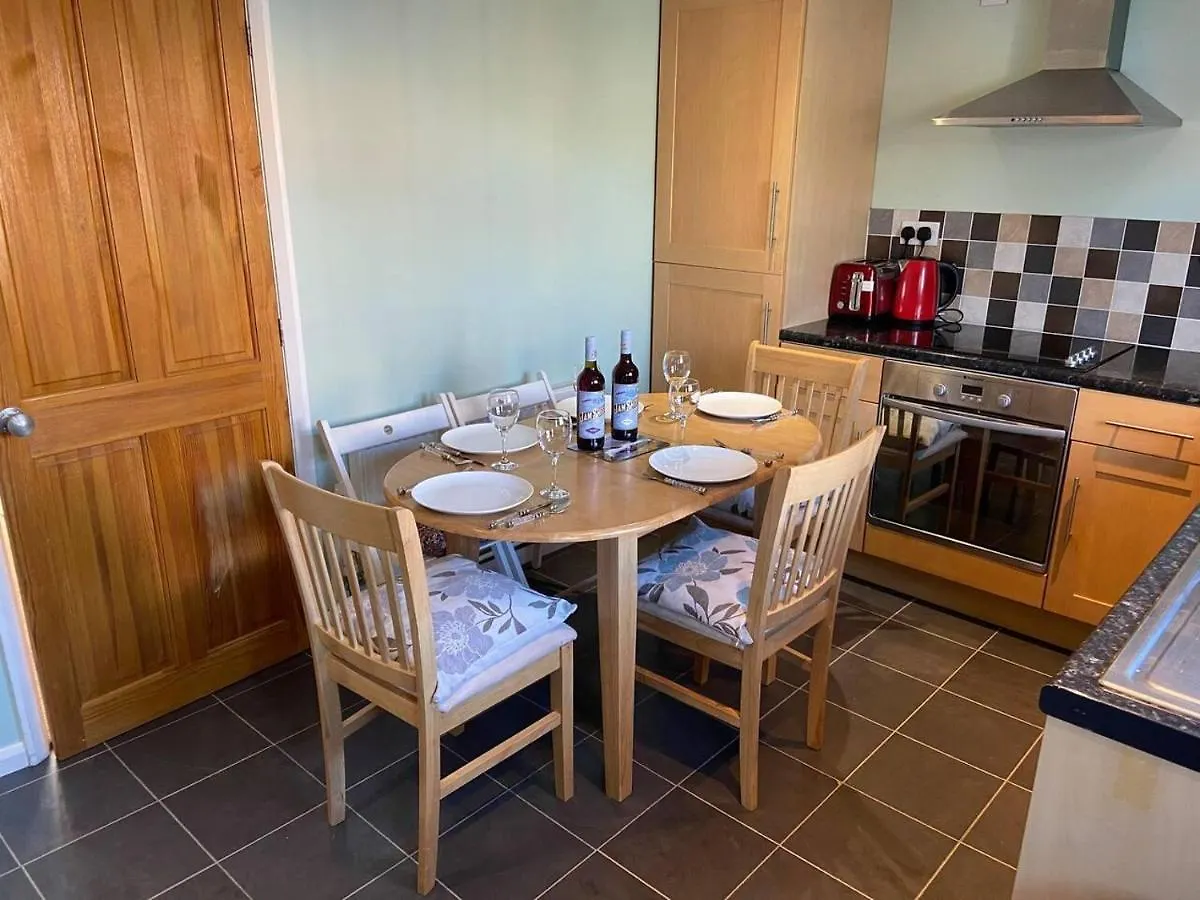 Prázdninový dům 3 Bedroom Cottage Sleeps 5 Village Location Scarborough